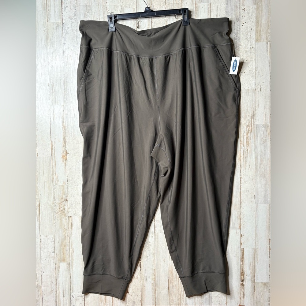 Old Navy Active Powersoft High Rise Plus Olive Green  Joggers Go Dry Size 4X NWT
